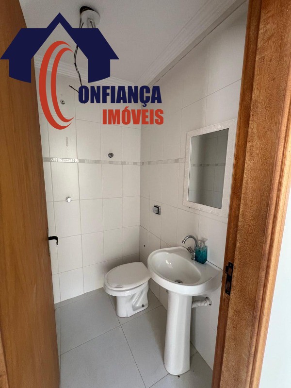 Casa à venda com 3 quartos, 300m² - Foto 25