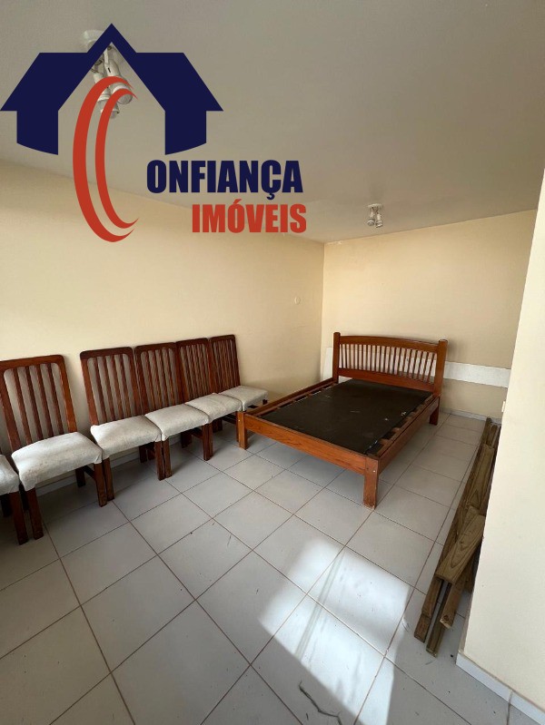 Casa à venda com 3 quartos, 300m² - Foto 42
