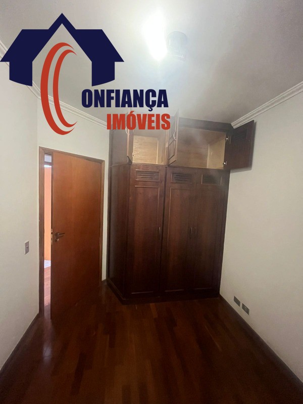 Casa para alugar com 3 quartos, 220m² - Foto 5