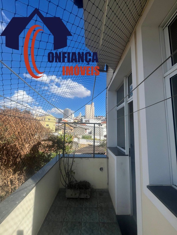Casa para alugar com 3 quartos, 220m² - Foto 28