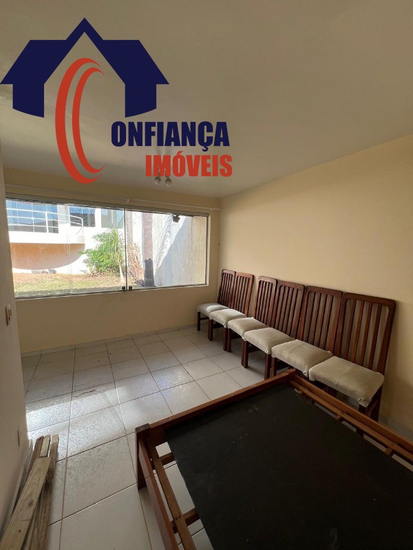 Casa à venda com 3 quartos, 300m² - Foto 41