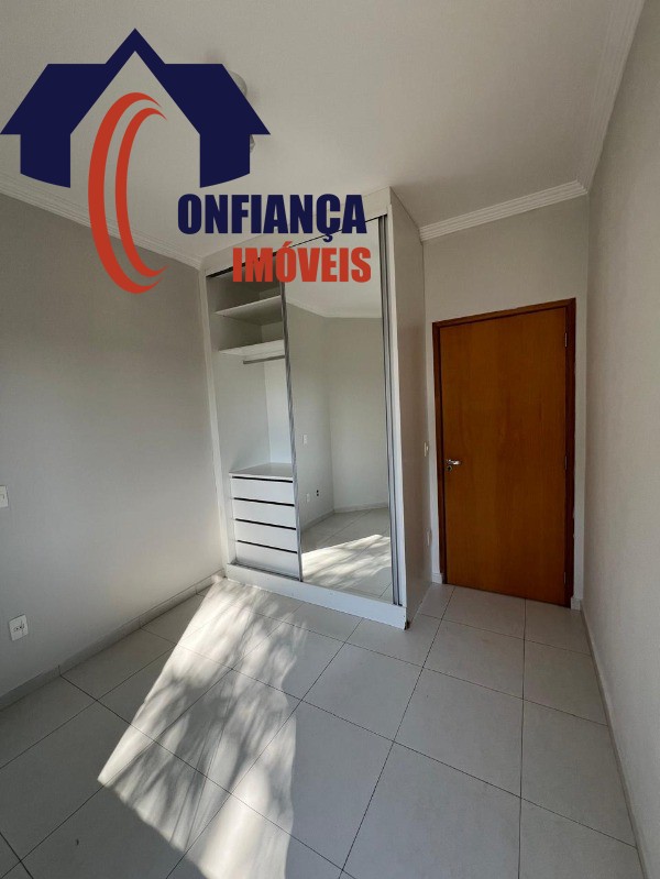 Casa à venda com 3 quartos, 300m² - Foto 10