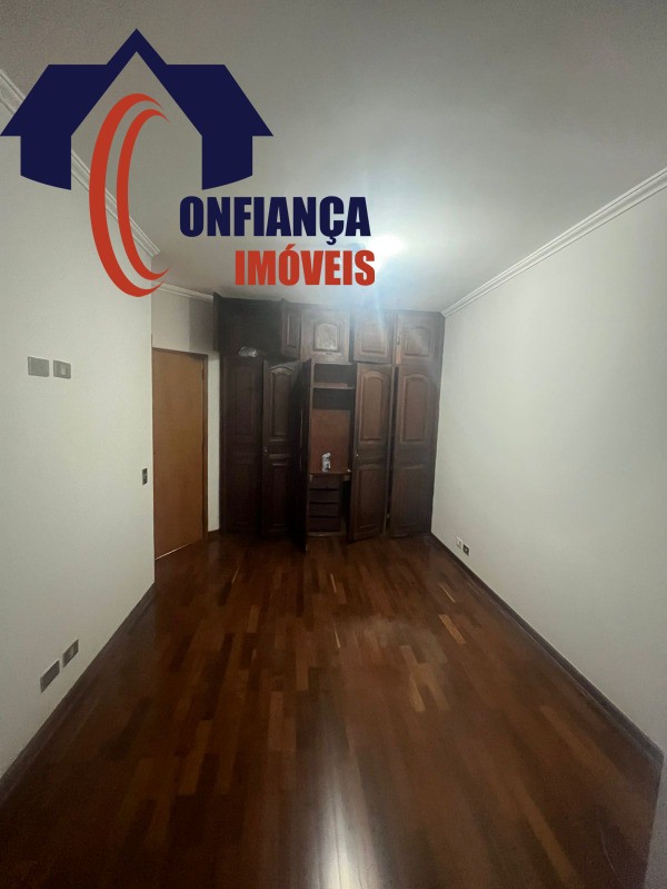 Casa para alugar com 3 quartos, 220m² - Foto 7