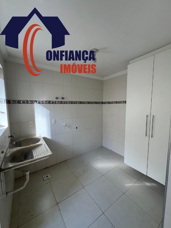 Casa à venda com 3 quartos, 300m² - Foto 26