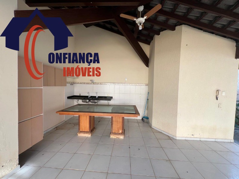 Casa à venda com 3 quartos, 300m² - Foto 39