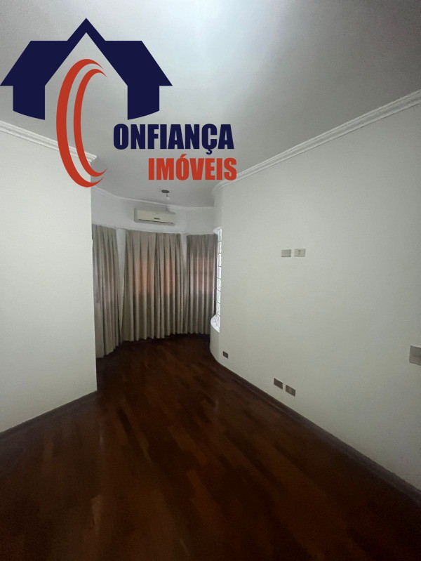 Casa para alugar com 3 quartos, 220m² - Foto 11