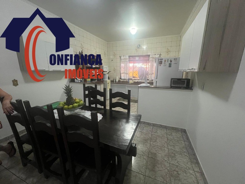 Casa, 3 quartos, 270 m² - Foto 3