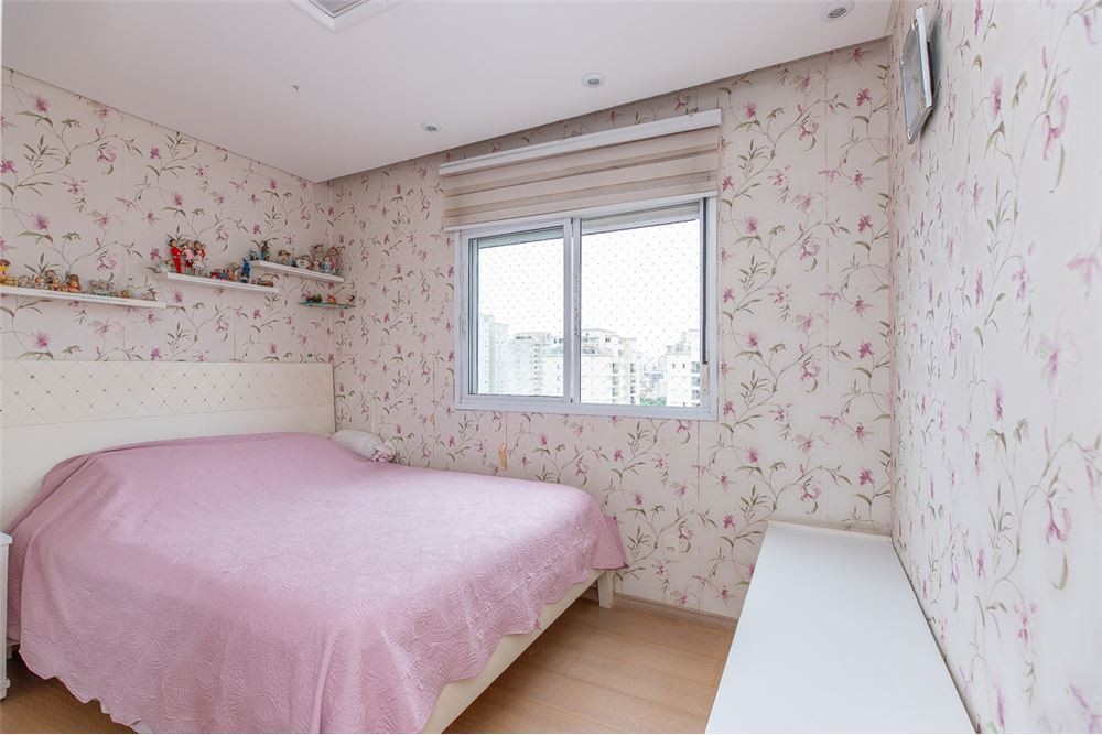 Apartamento à venda com 3 quartos, 192m² - Foto 9