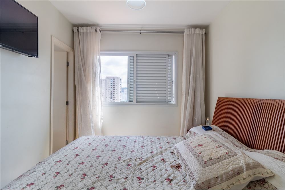 Apartamento à venda com 2 quartos, 63m² - Foto 8