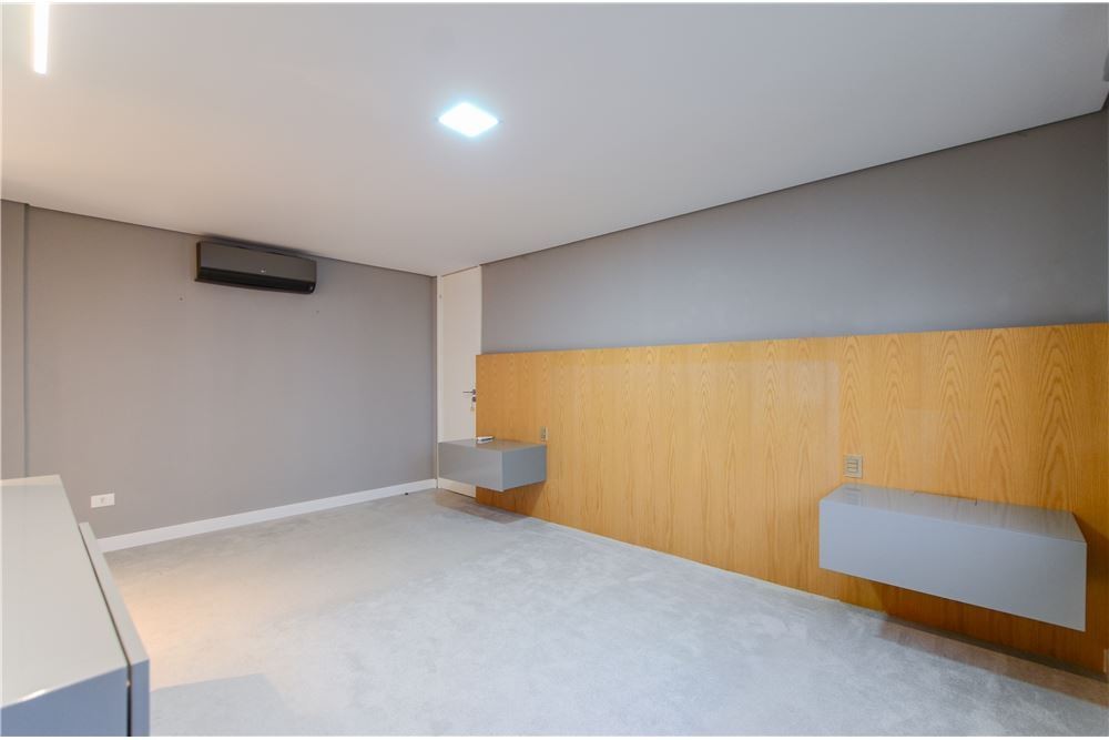 Apartamento à venda com 3 quartos, 171m² - Foto 3