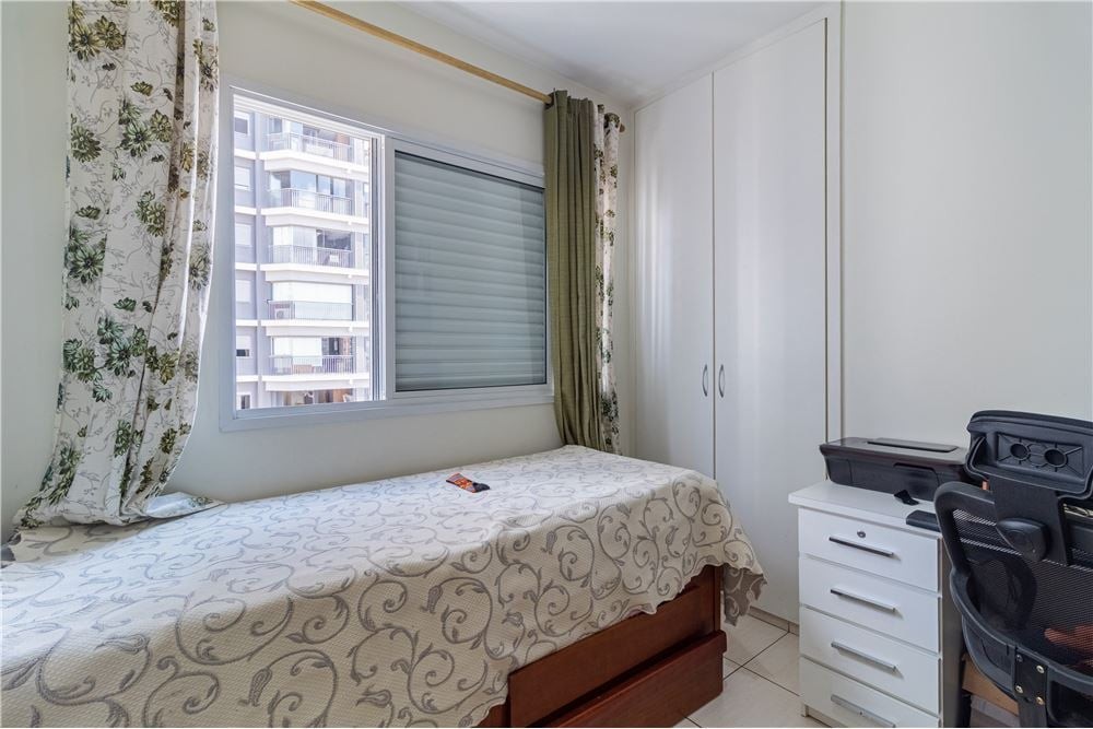 Apartamento à venda com 2 quartos, 63m² - Foto 13