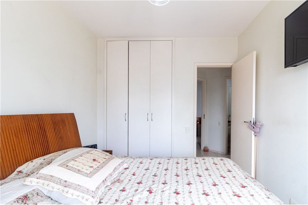 Apartamento à venda com 2 quartos, 63m² - Foto 7