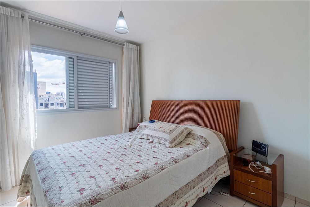 Apartamento à venda com 2 quartos, 63m² - Foto 9