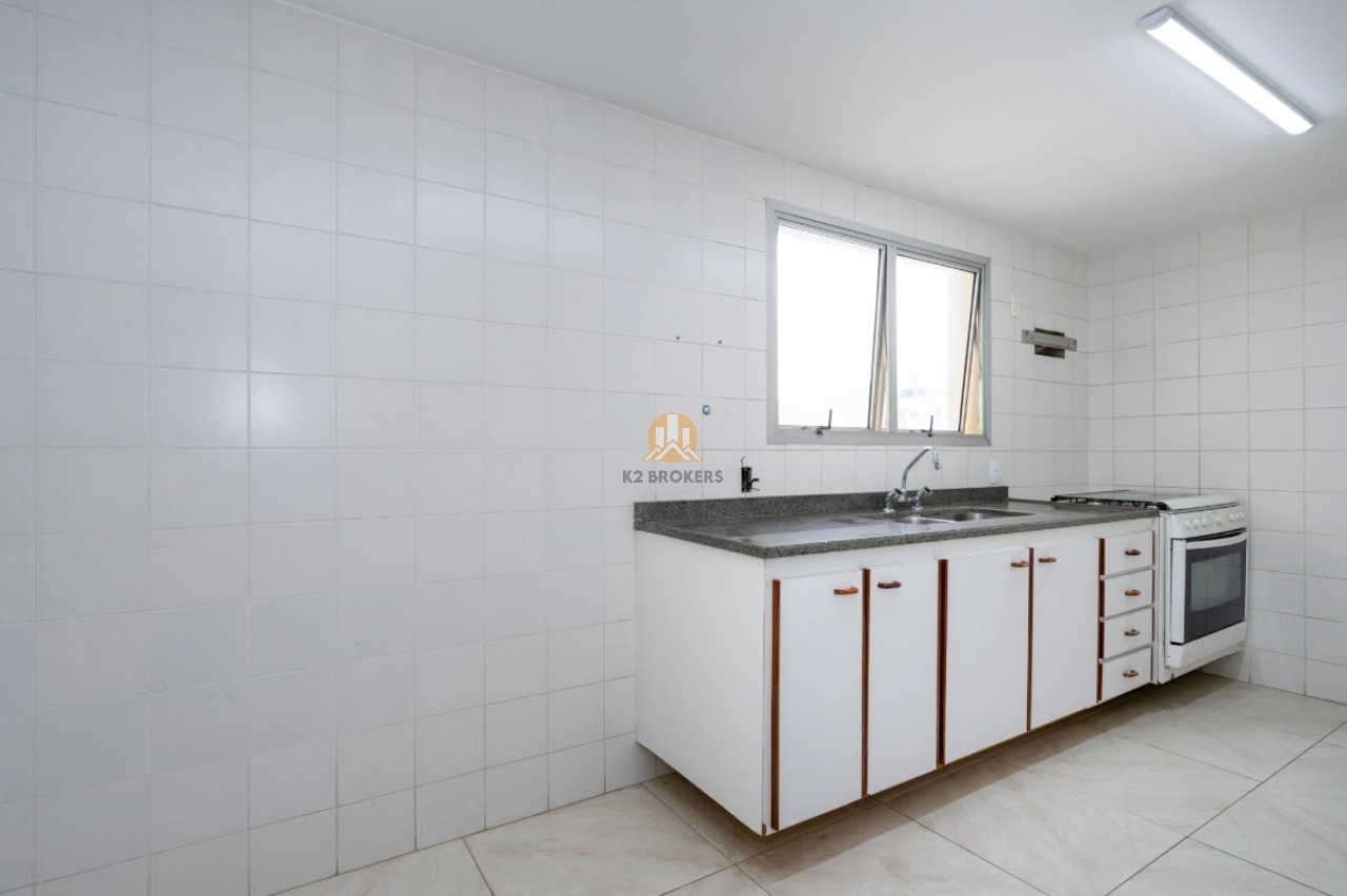 Apartamento à venda com 3 quartos, 131m² - Foto 17