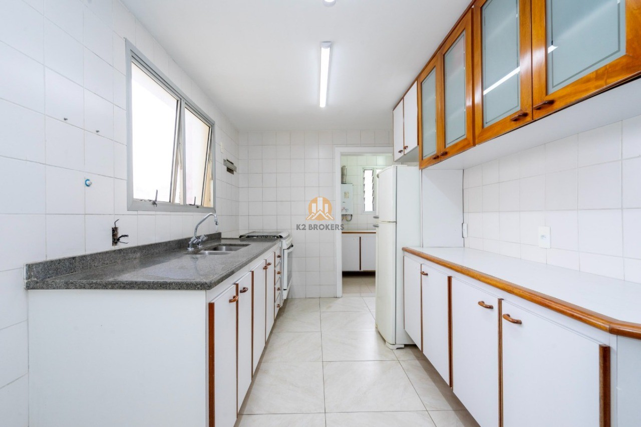 Apartamento à venda com 3 quartos, 131m² - Foto 15