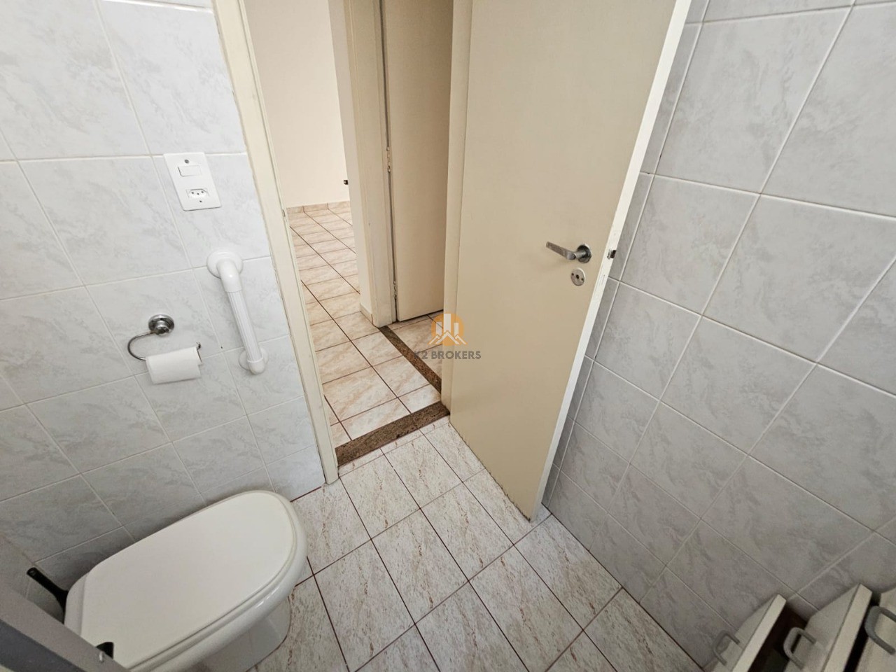 Apartamento à venda com 1 quarto, 49m² - Foto 9