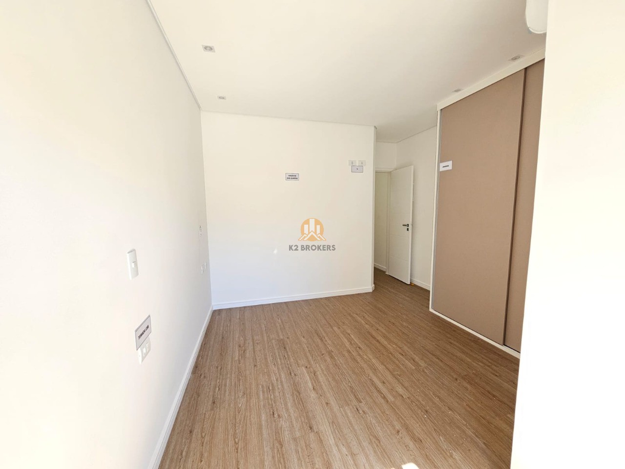 Casa à venda com 4 quartos, 160m² - Foto 13