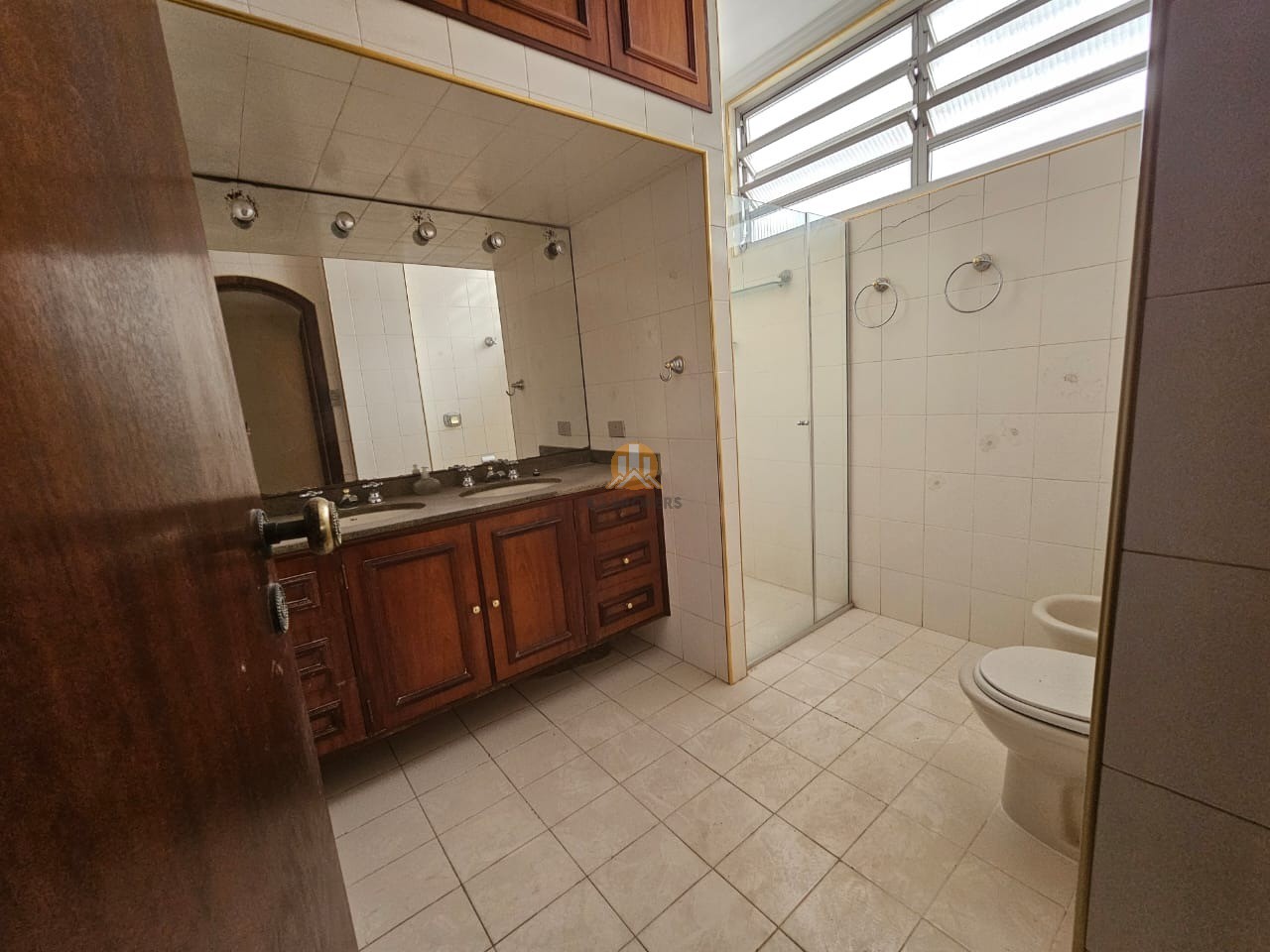 Apartamento à venda com 3 quartos, 168m² - Foto 20