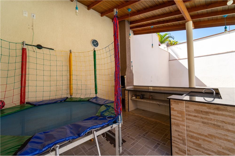 Casa à venda com 3 quartos - Foto 8