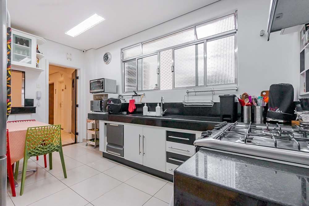 Apartamento à venda com 3 quartos, 151m² - Foto 14