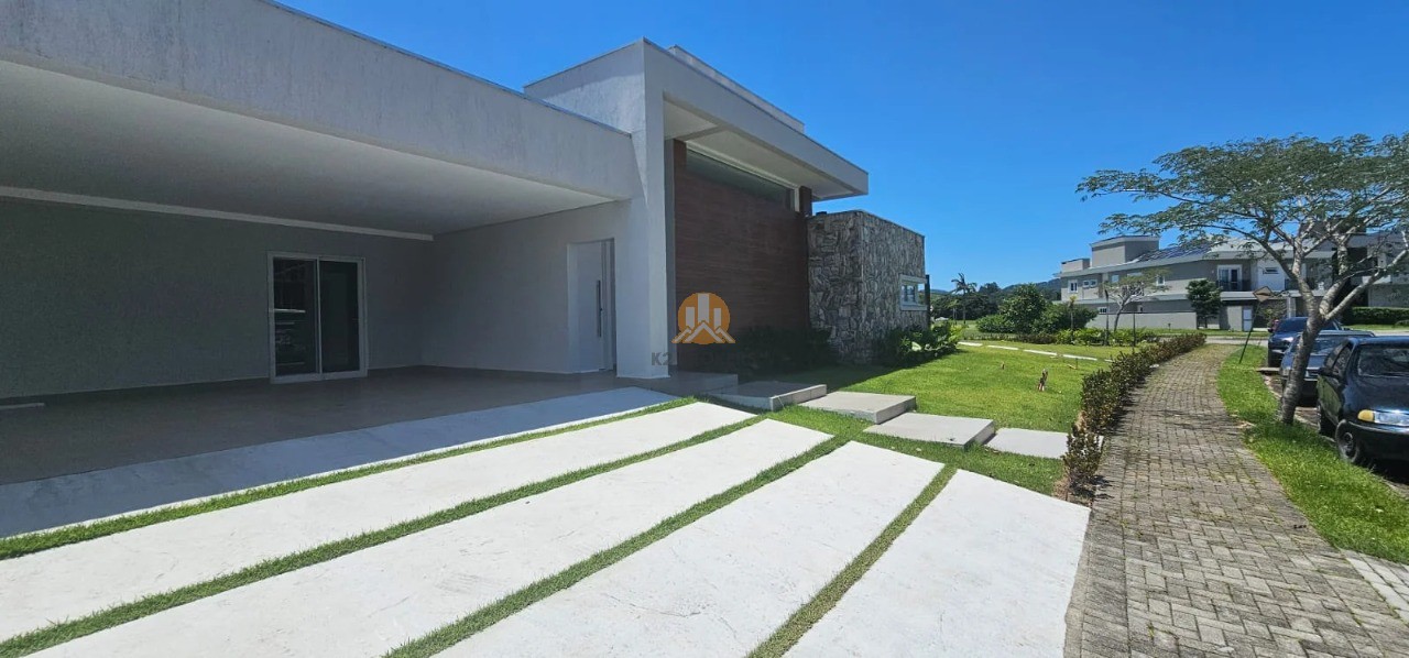 Casa de Condomínio à venda com 4 quartos, 370m² - Foto 3