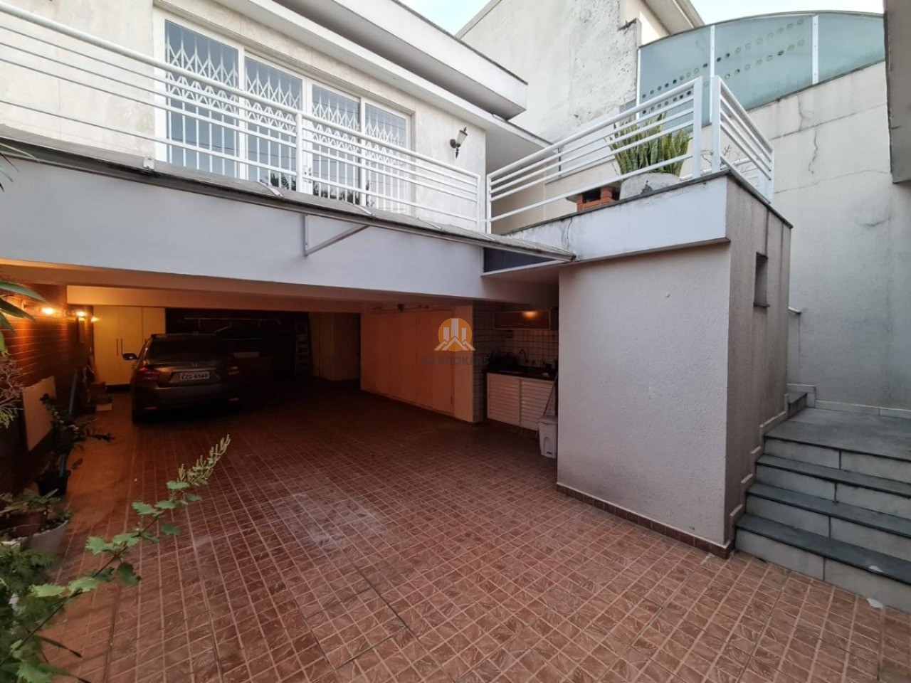 Casa à venda com 3 quartos, 225m² - Foto 2