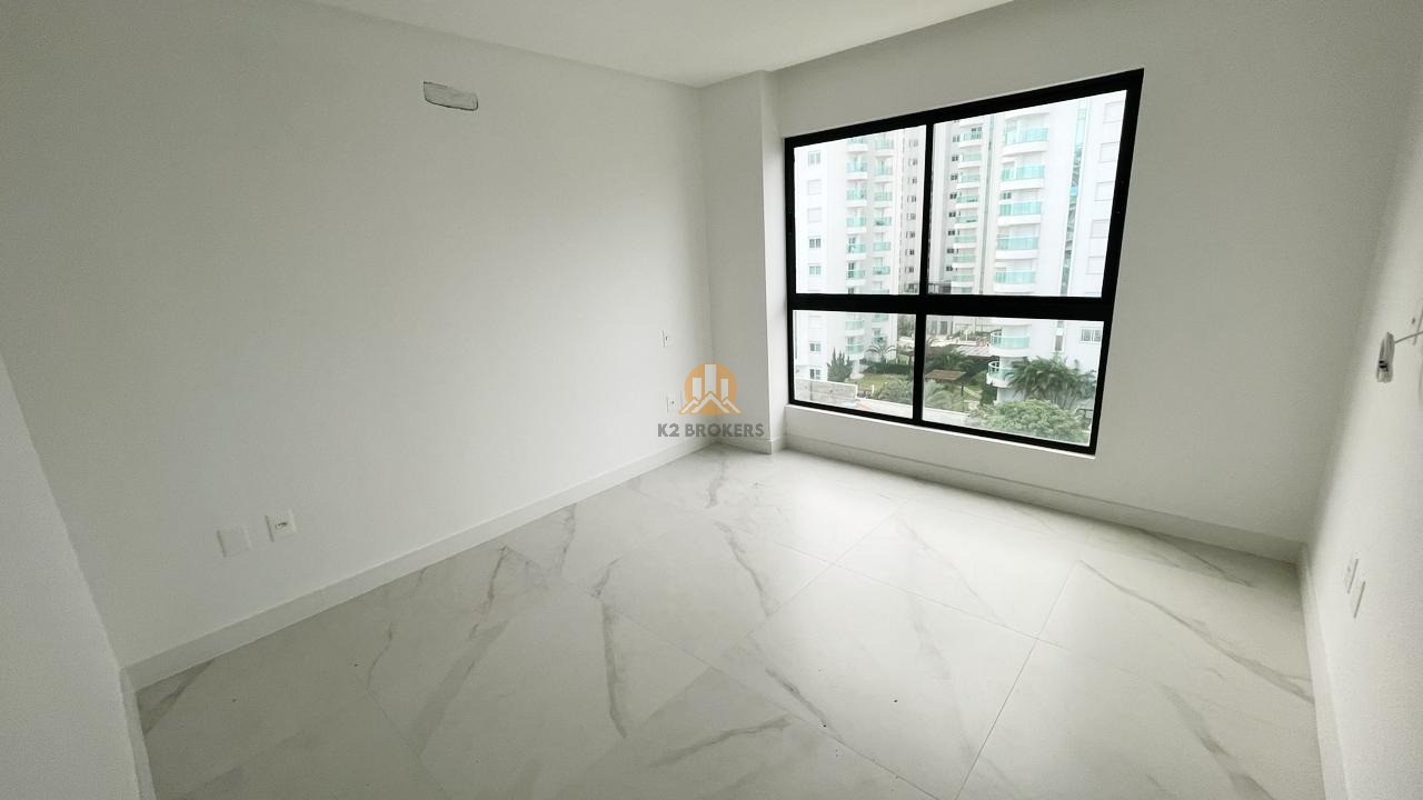 Apartamento à venda com 3 quartos, 141m² - Foto 20