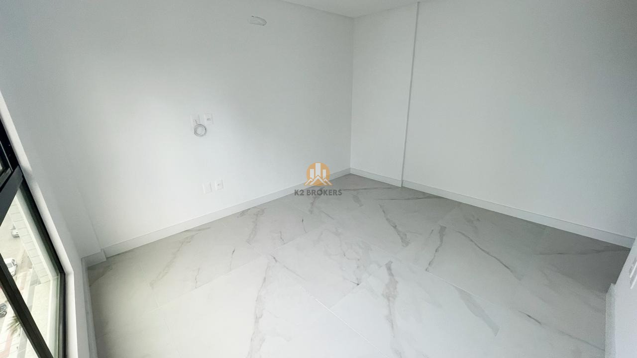 Apartamento à venda com 3 quartos, 141m² - Foto 12