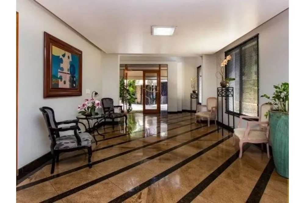 Apartamento à venda com 3 quartos, 220m² - Foto 34