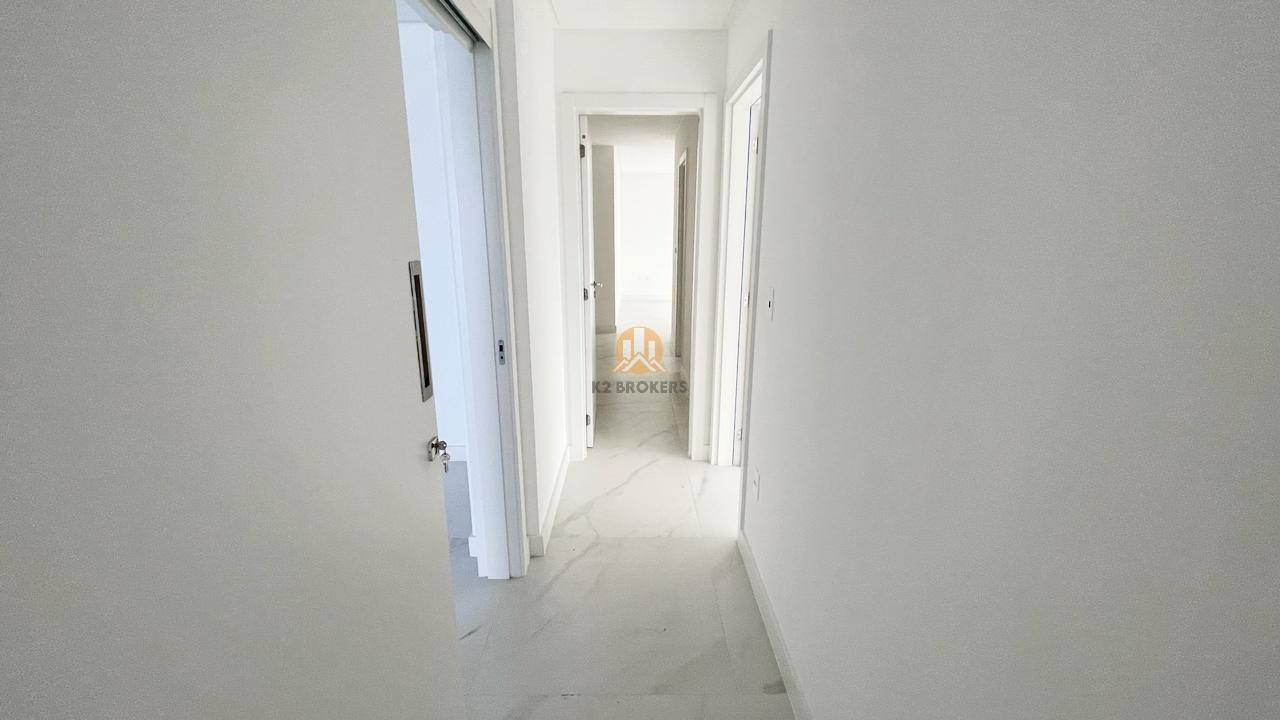 Apartamento à venda com 3 quartos, 141m² - Foto 14