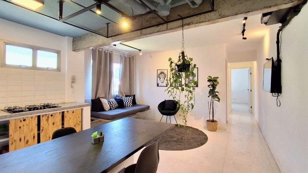 Apartamento 2 quartos semimobiliado com vaga à venda no Pinheiros, São Paulo/SP