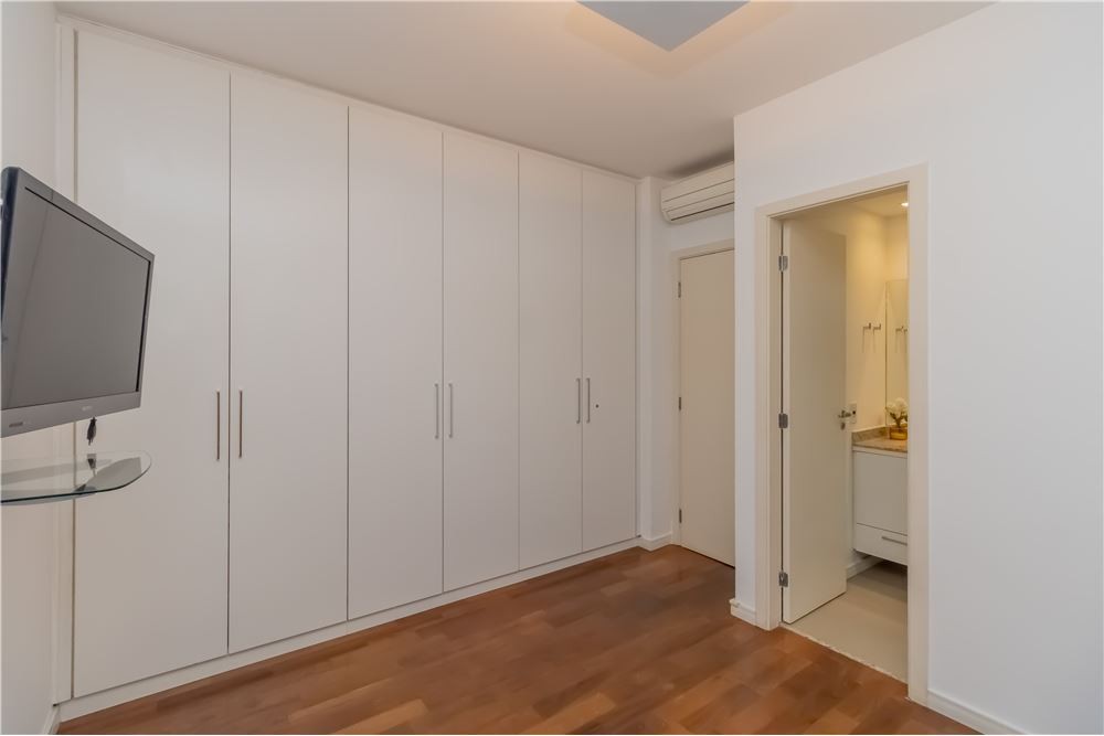 Apartamento à venda com 2 quartos, 107m² - Foto 35