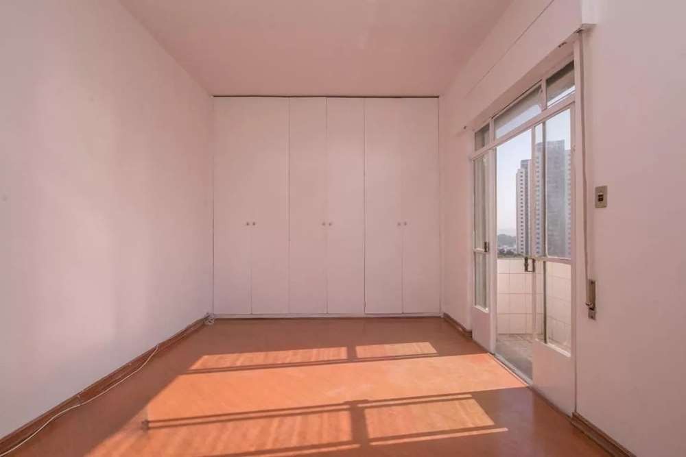 Apartamento à venda com 3 quartos, 143m² - Foto 11