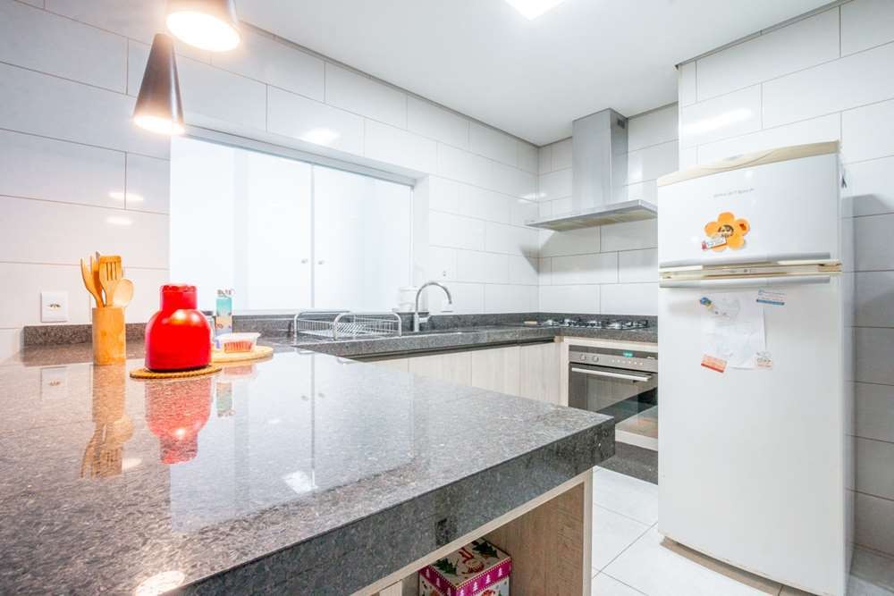 Apartamento à venda com 3 quartos, 144m² - Foto 9