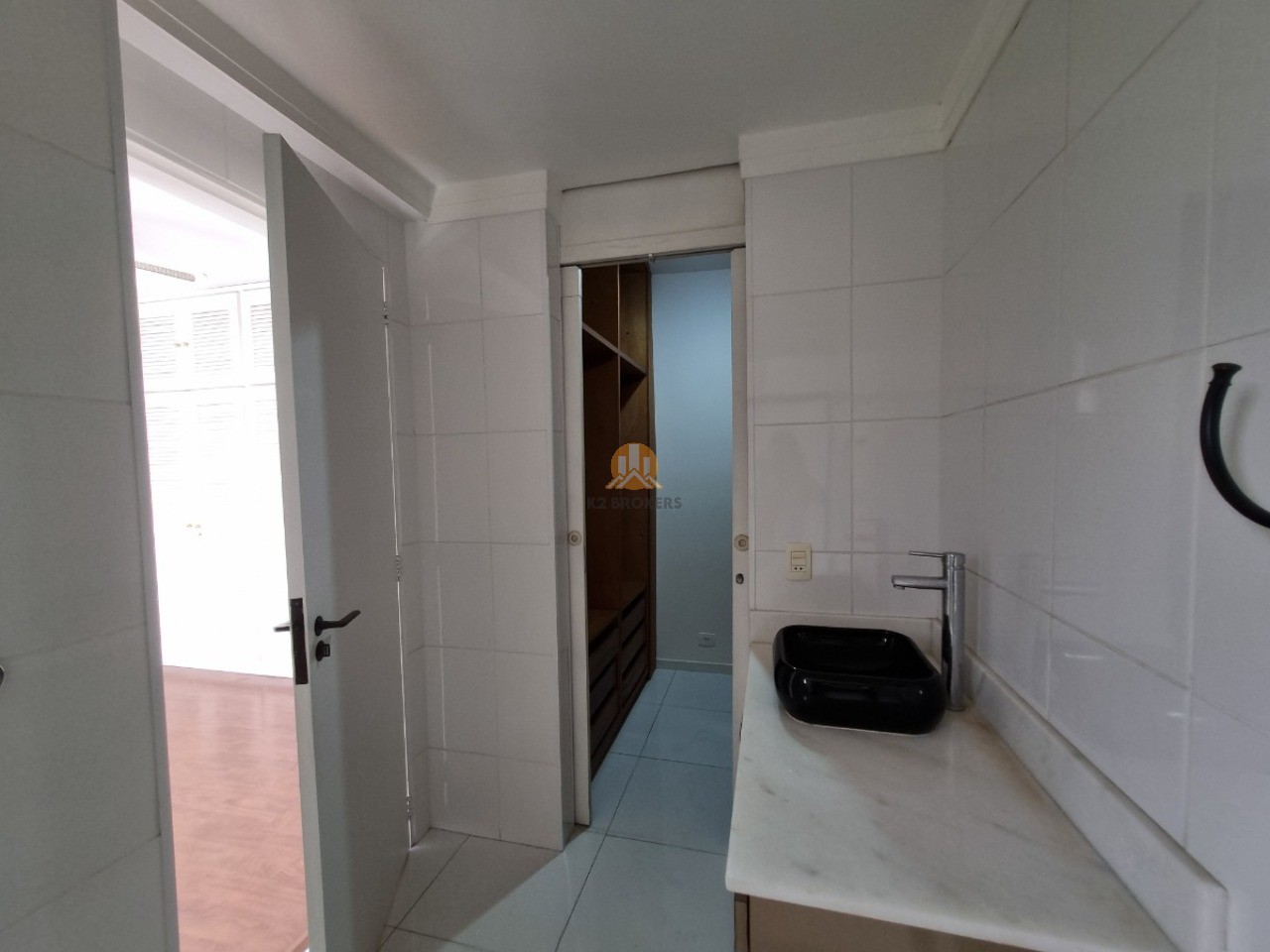 Apartamento à venda com 3 quartos, 140m² - Foto 15