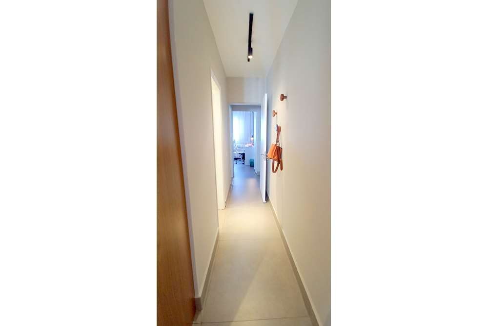 Apartamento à venda com 3 quartos, 108m² - Foto 4