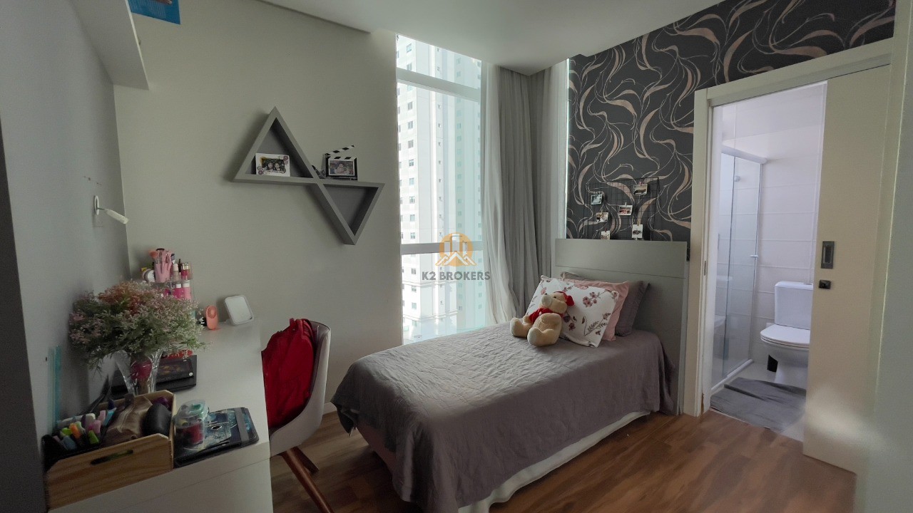 Apartamento à venda com 3 quartos, 134m² - Foto 16