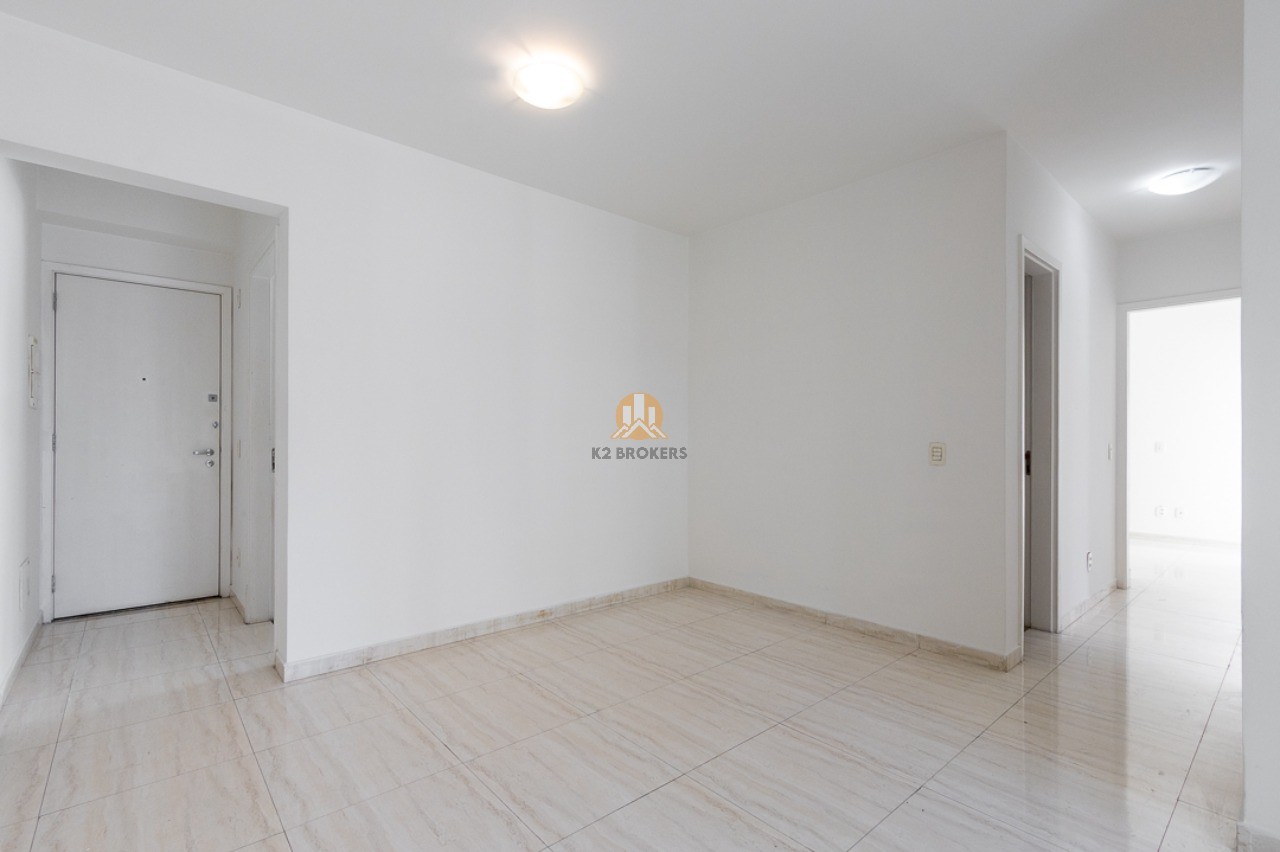 Apartamento à venda com 3 quartos, 103m² - Foto 2