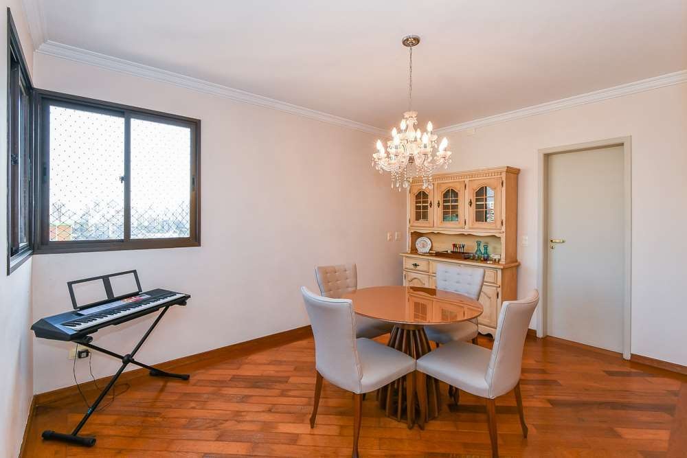 Apartamento à venda com 4 quartos, 200m² - Foto 27