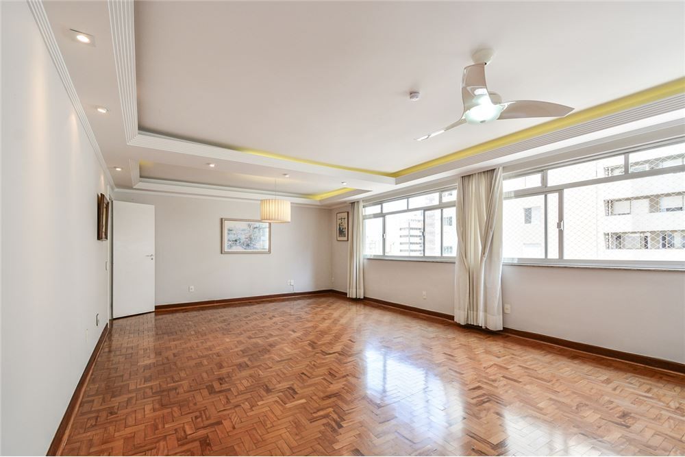 Imperdível apartamento à venda no Jardim Paulista, São Paulo-SP: 3 quartos, 2 vagas, 158 m².