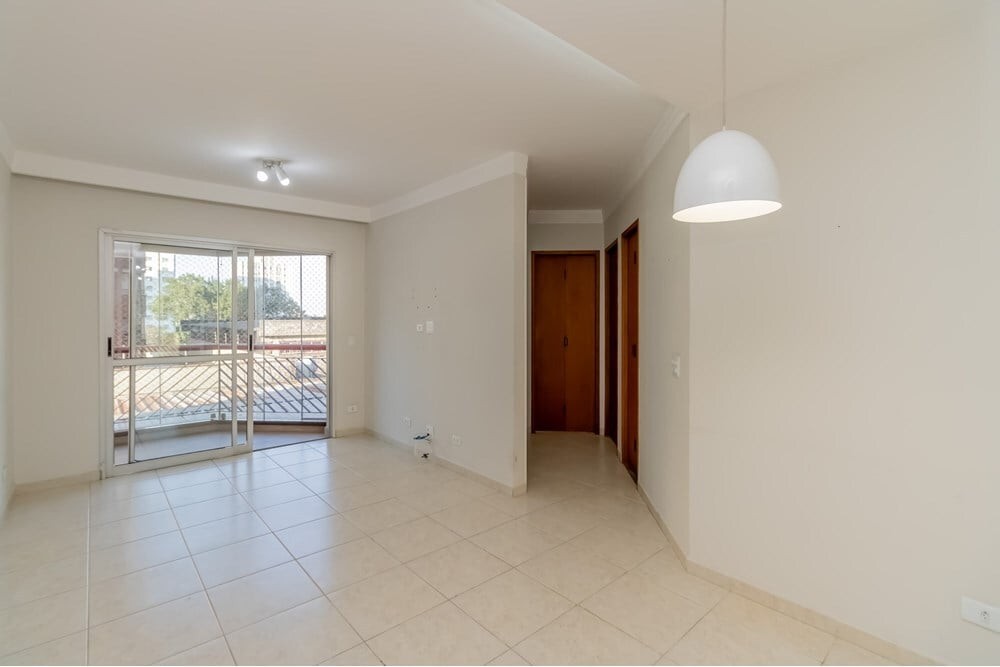 Apartamento à venda com 2 quartos, 63m² - Foto 2