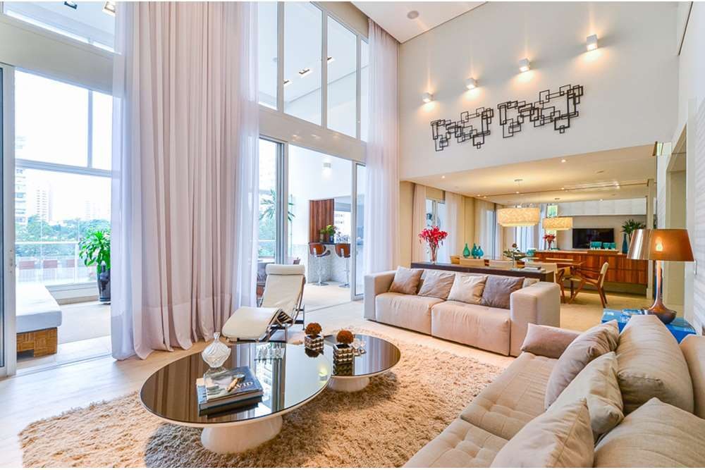 Apartamento de luxo no Campo Belo:  4 suítes e 4 vagas de garagem, 293m². Venha conferir!