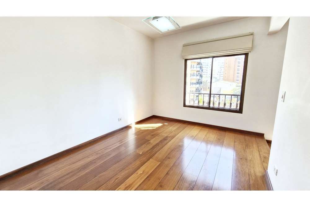 Apartamento à venda com 3 quartos, 155m² - Foto 21