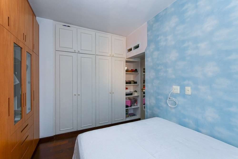 Apartamento à venda com 4 quartos, 200m² - Foto 21