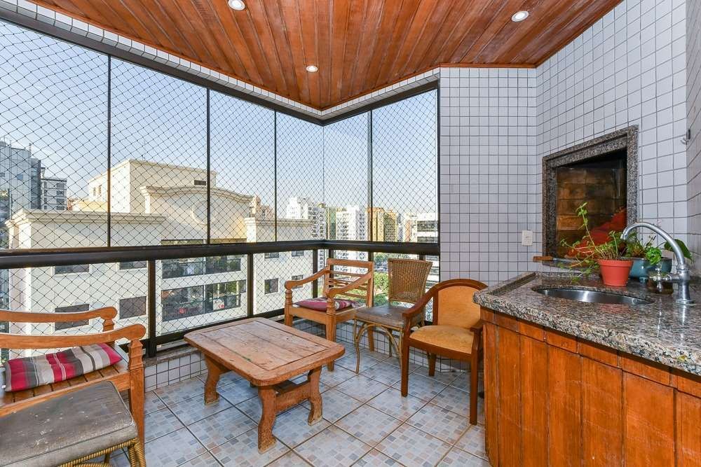 Apartamento à venda com 4 quartos, 200m² - Foto 2