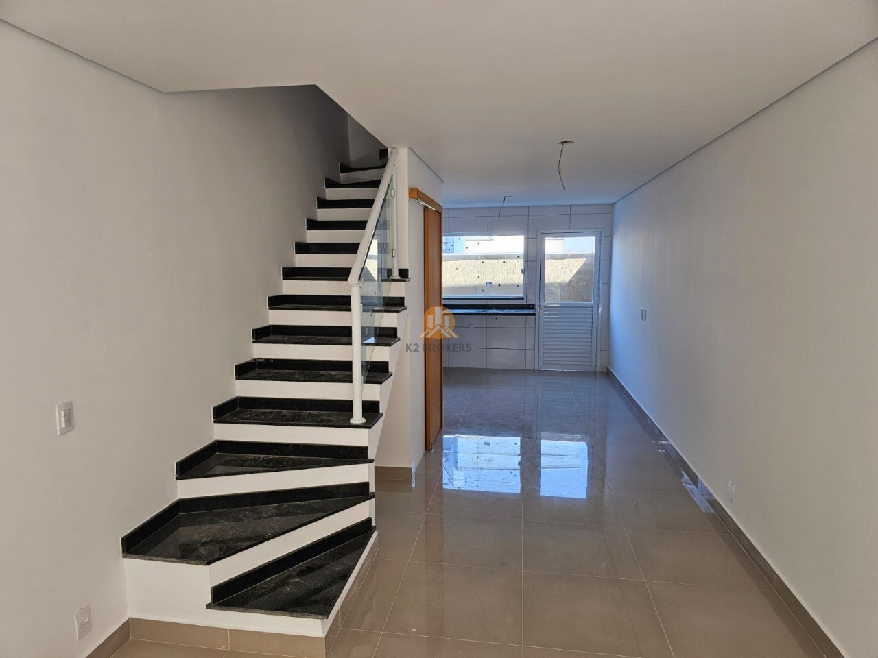 Casa à venda com 2 quartos, 77m² - Foto 6