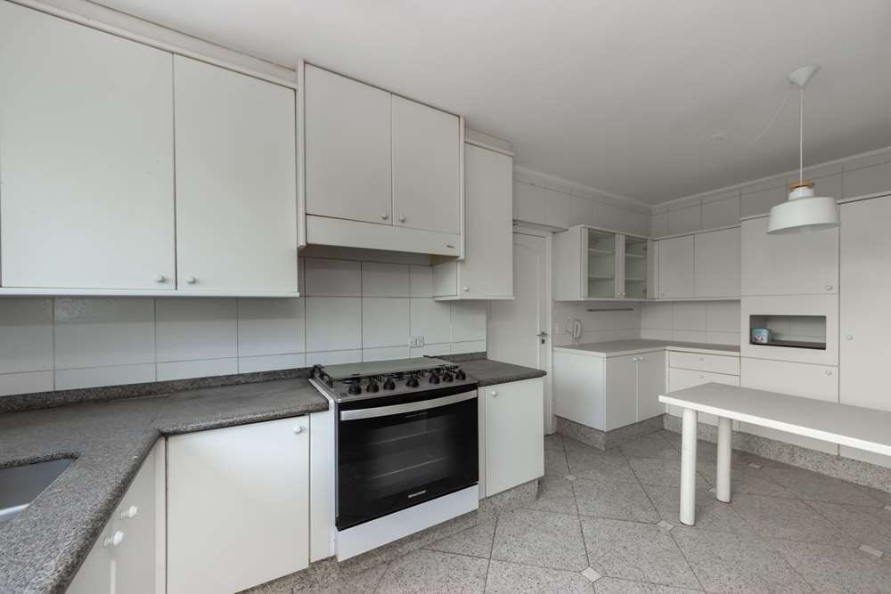 Apartamento à venda com 3 quartos, 165m² - Foto 9