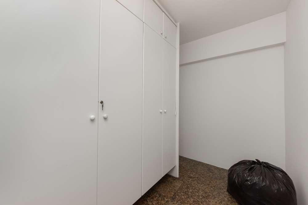 Apartamento à venda com 3 quartos, 165m² - Foto 23