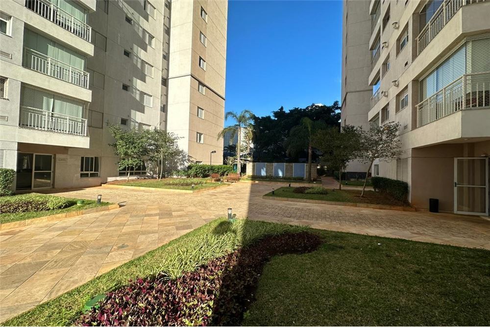 Apartamento à venda com 3 quartos, 83m² - Foto 12