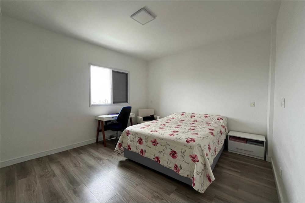 Apartamento à venda com 3 quartos, 83m² - Foto 24